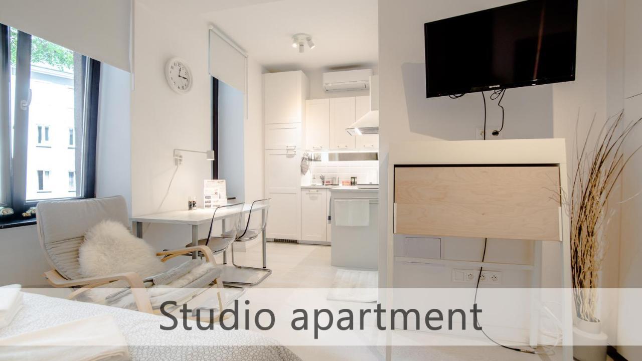 White Apartments With Ac By Kovee Bratislava Exterior foto